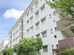 横浜市神奈川区片倉1丁目　片倉団地